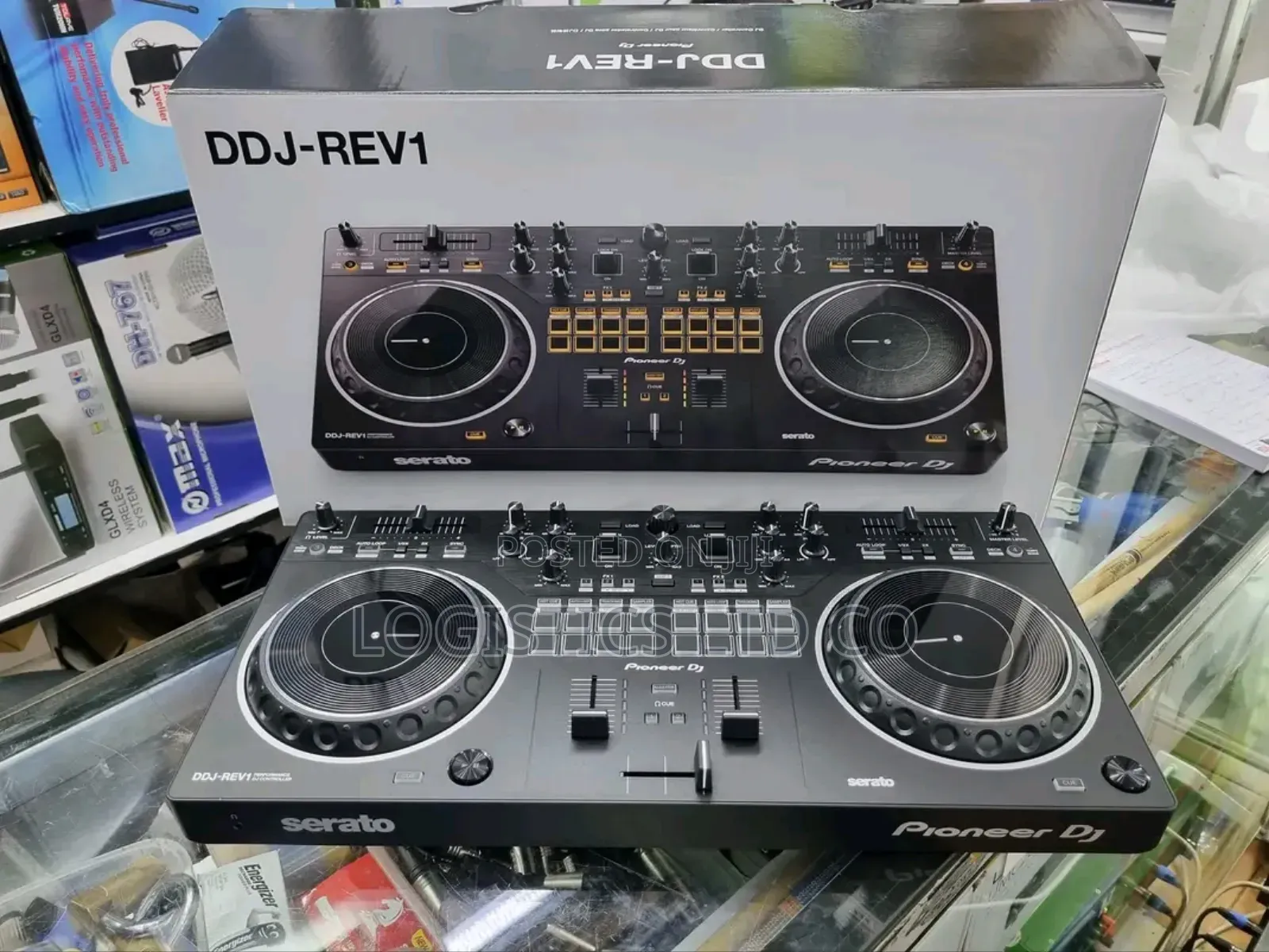 DDJ-Rev1 - Scratch Style 2-Channel Dj Controller for Serato Dj Lite