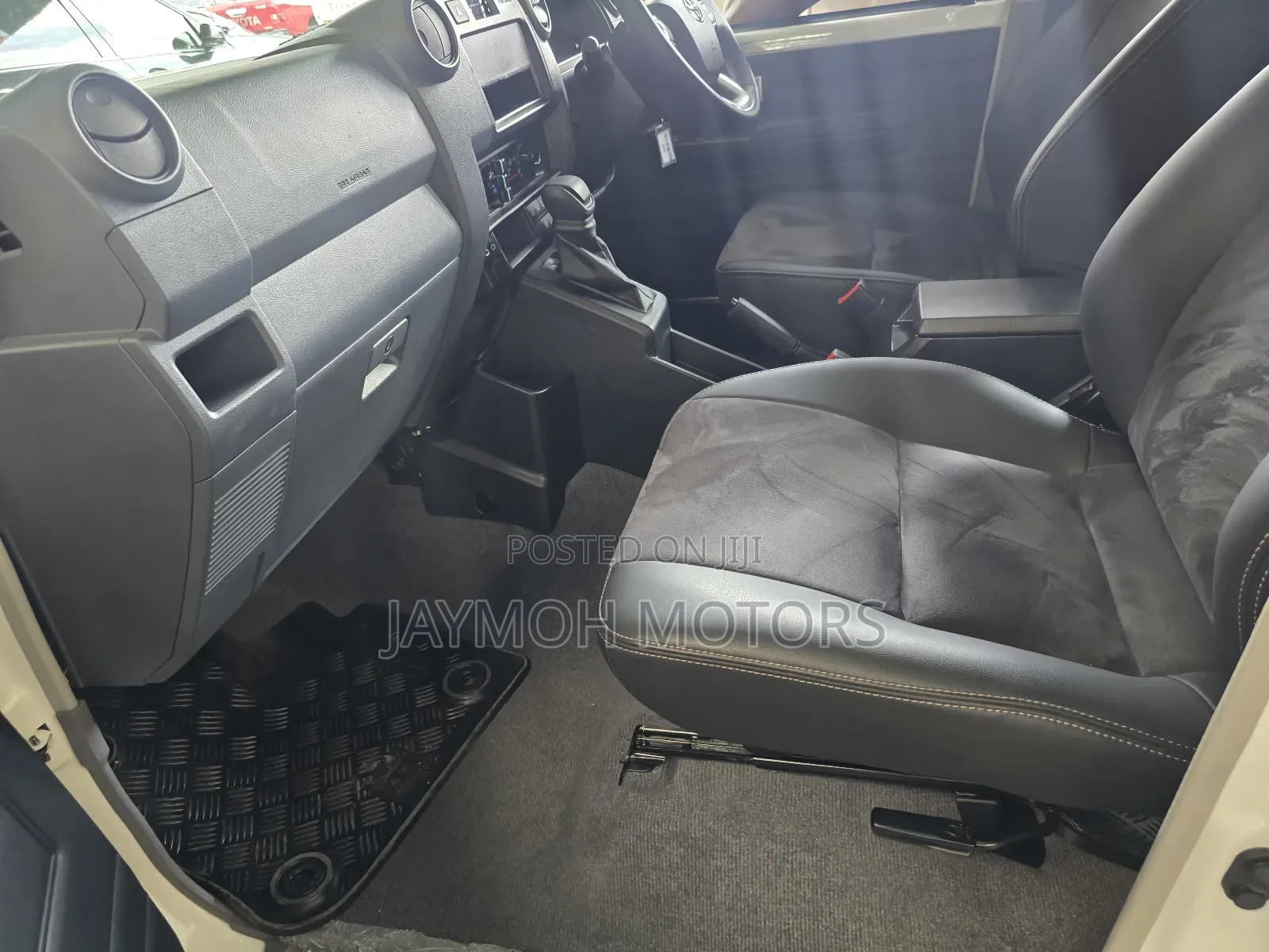 New Toyota Land Cruiser 2023 White