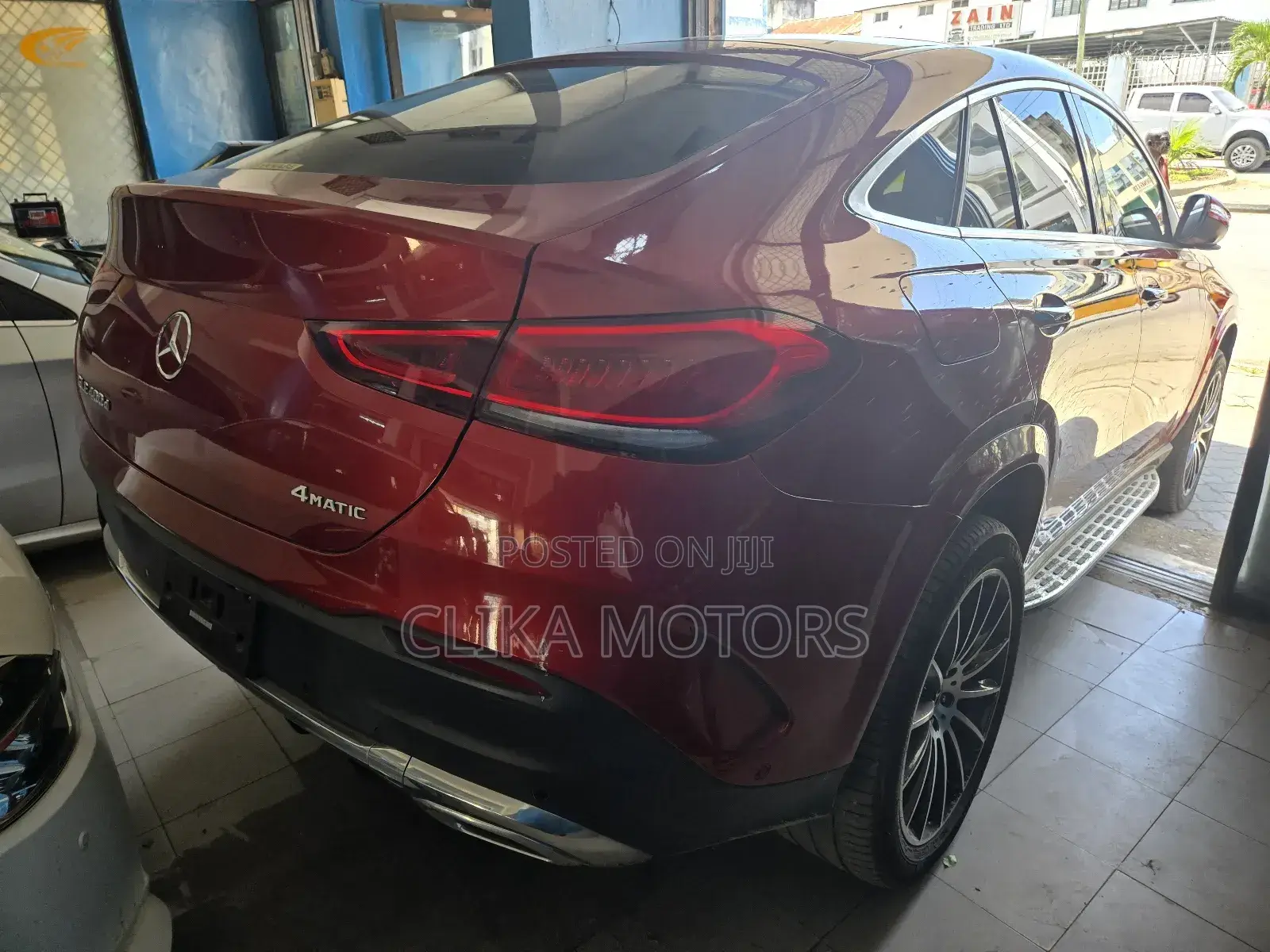 Mercedes-Benz GLE-Class GLE 400d 4MATIC 2021 Red