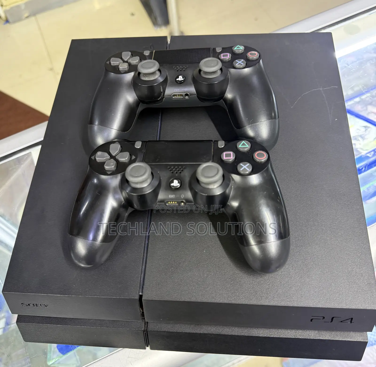 Clean Unit Playstation 4 Standard Console