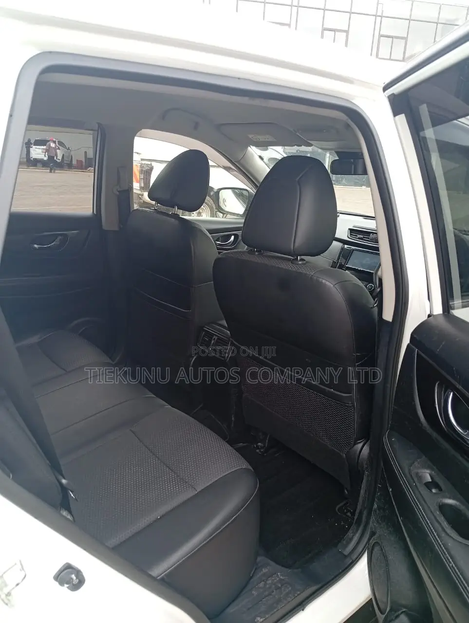 Nissan X-Trail 2.0 Petrol FWD 2018 Pearl