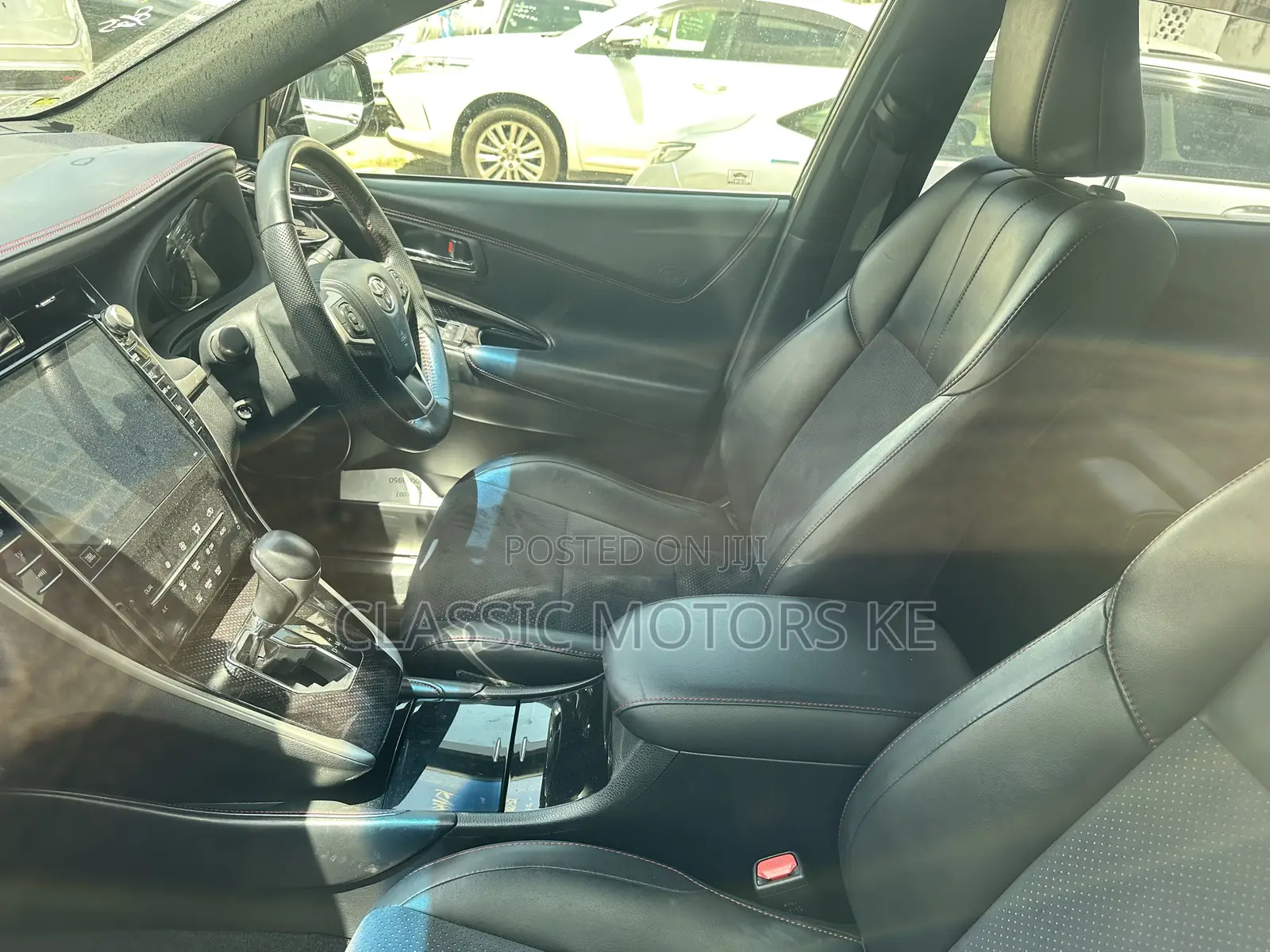 Toyota Harrier 2.0 4WD 2019 Black