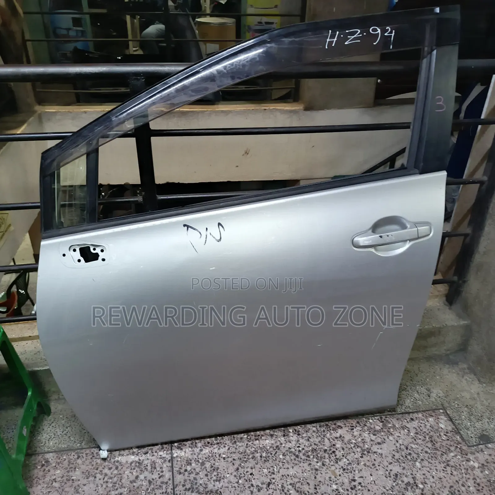Sienta New Model 2017 Front LHS Door.