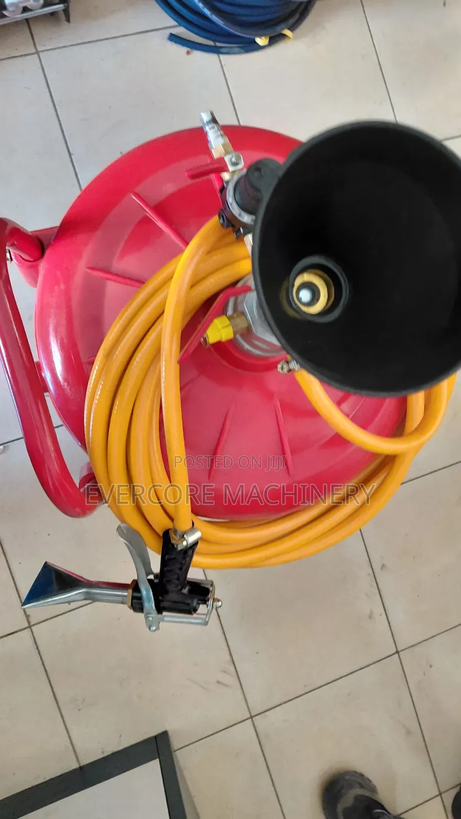 80litres Commercial Soap Dispenser Machine With Pipe and Gun.