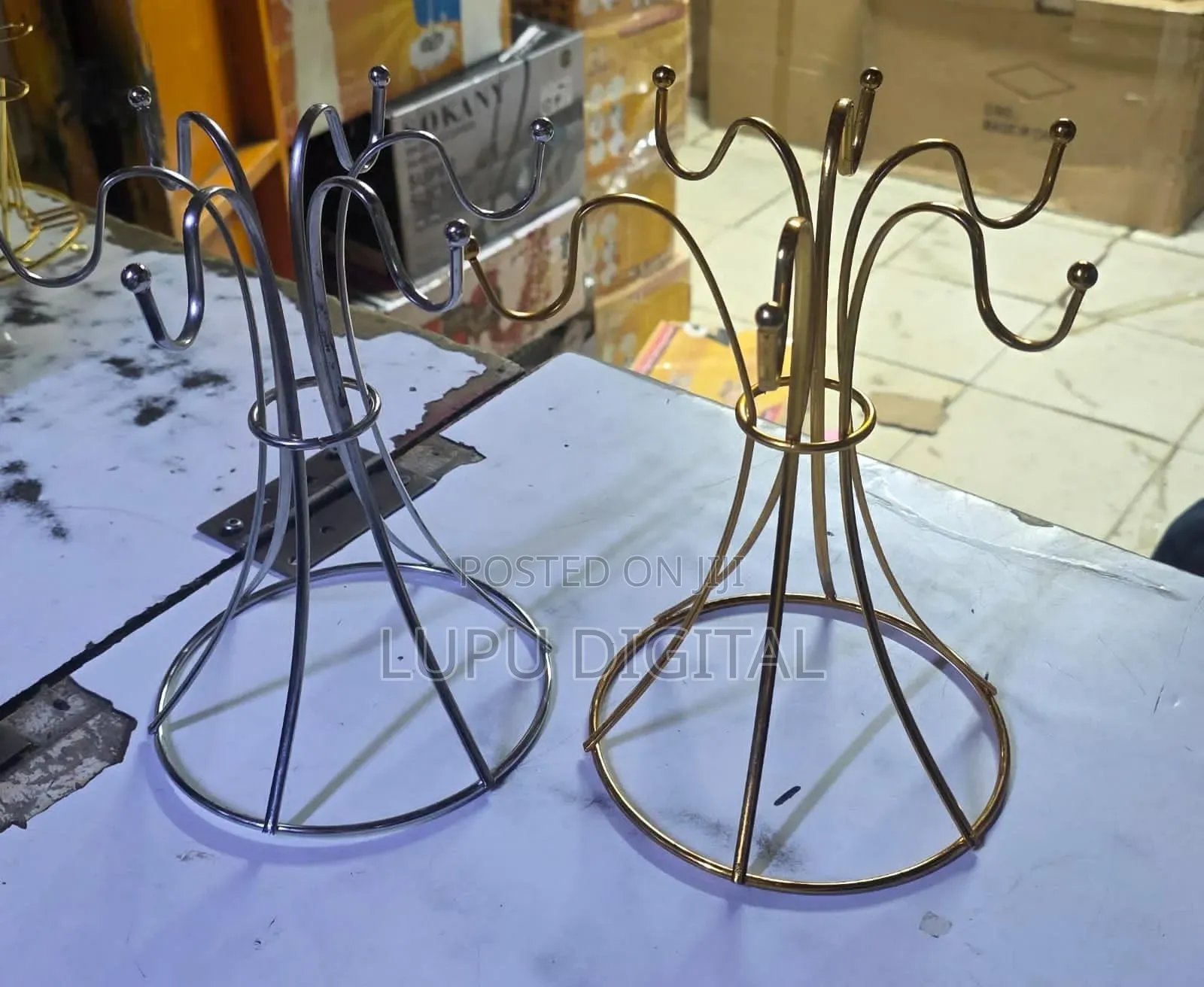 Round Cup Stand