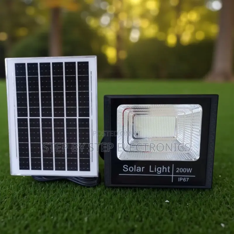 200w High Power Outdoor Solar Flood Light Ip67 Dusk to Dawn Mode
