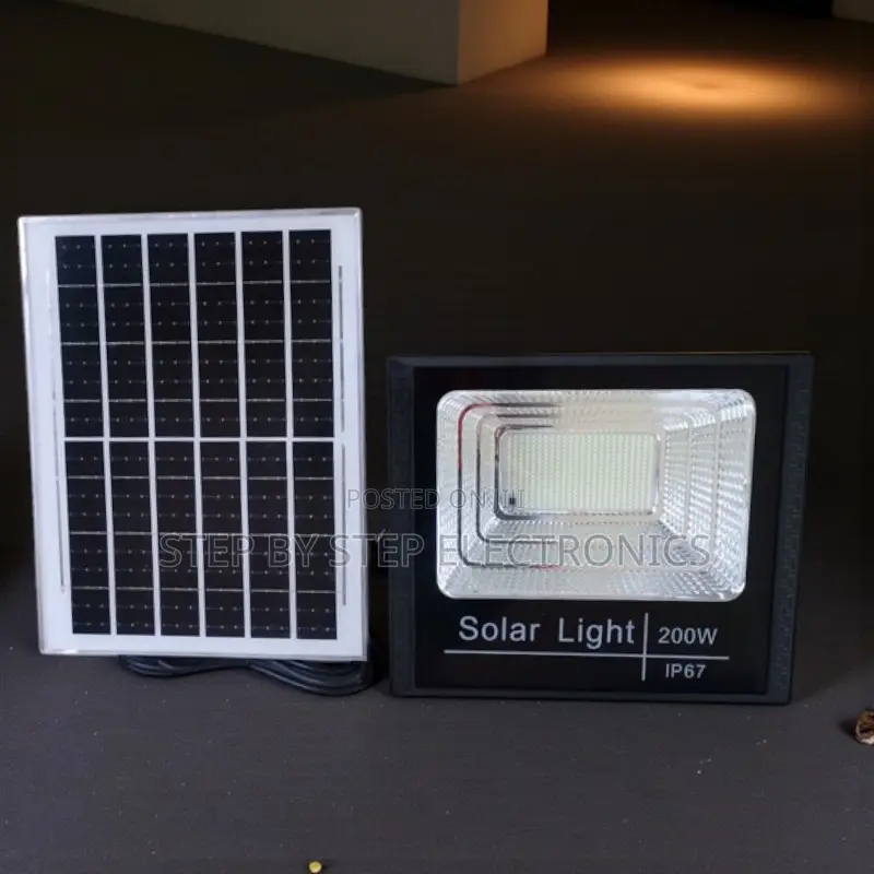 200w High Power Solar Flood Light With Built-in Photoelectric Sensor