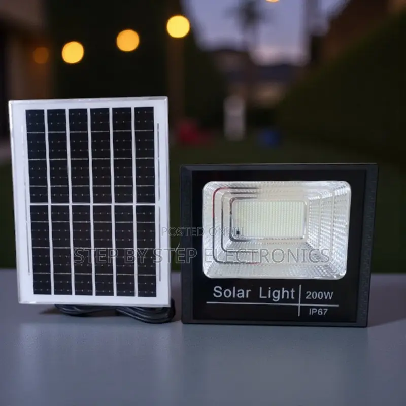 200w High Power Auto on Off Dusk to Dawn Led Solar Flood Light