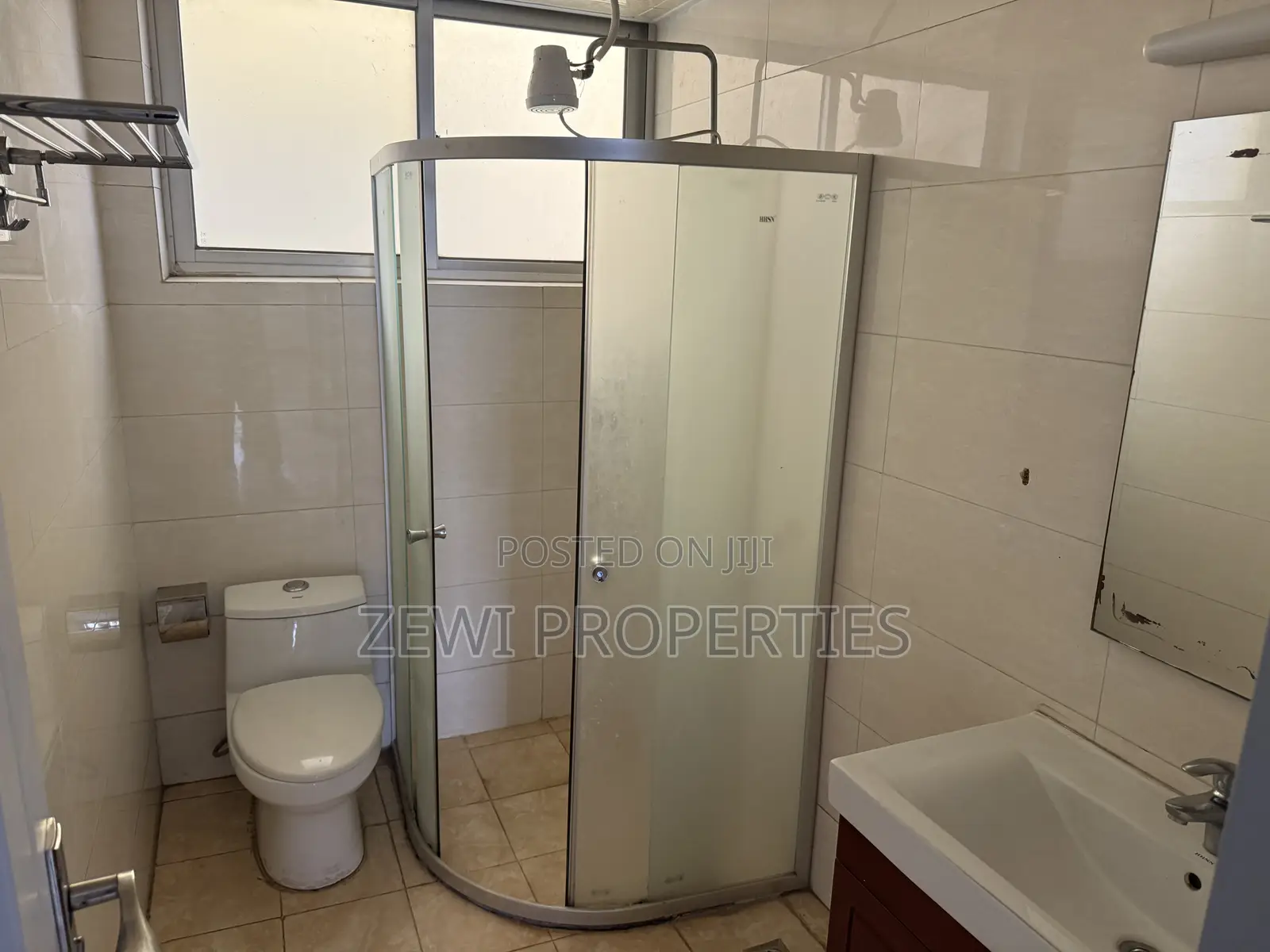 3bdrm Apartment in State House Area for rent