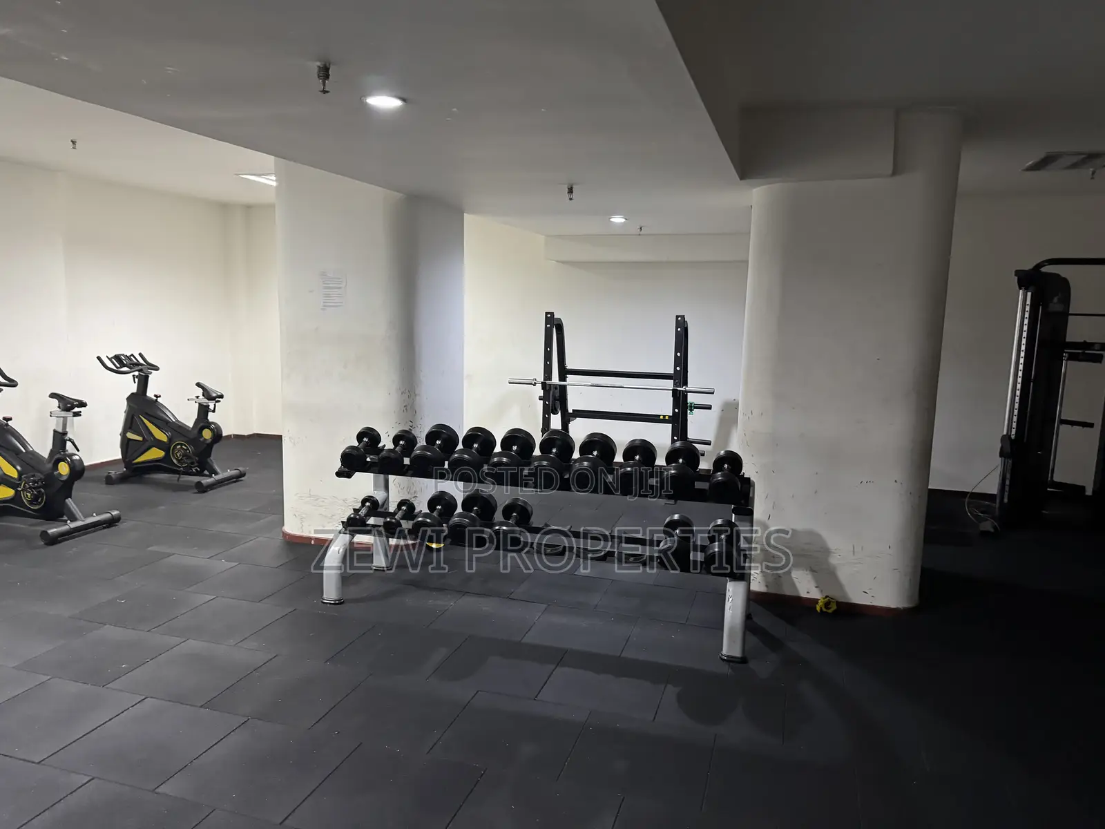 3bdrm Apartment in State House Area for rent