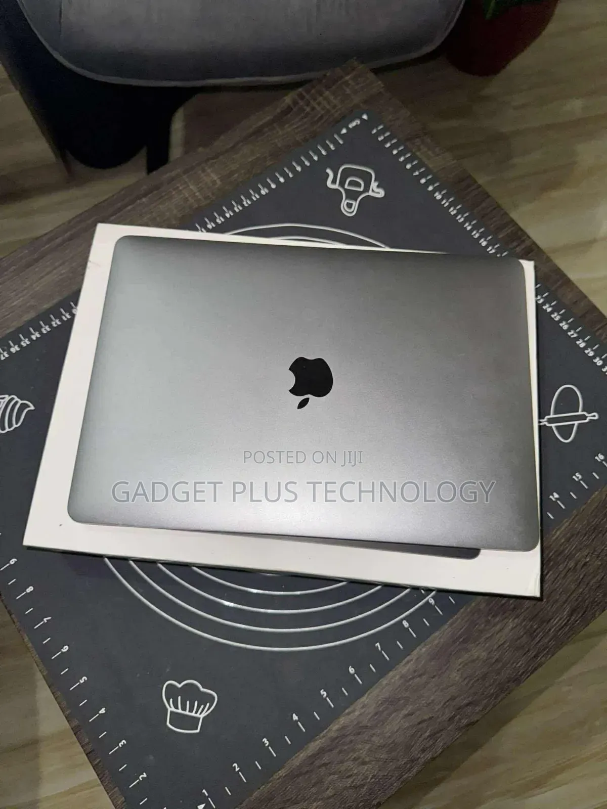 Laptop Apple MacBook Pro 2020 16GB Intel Core I7 SSD 1T