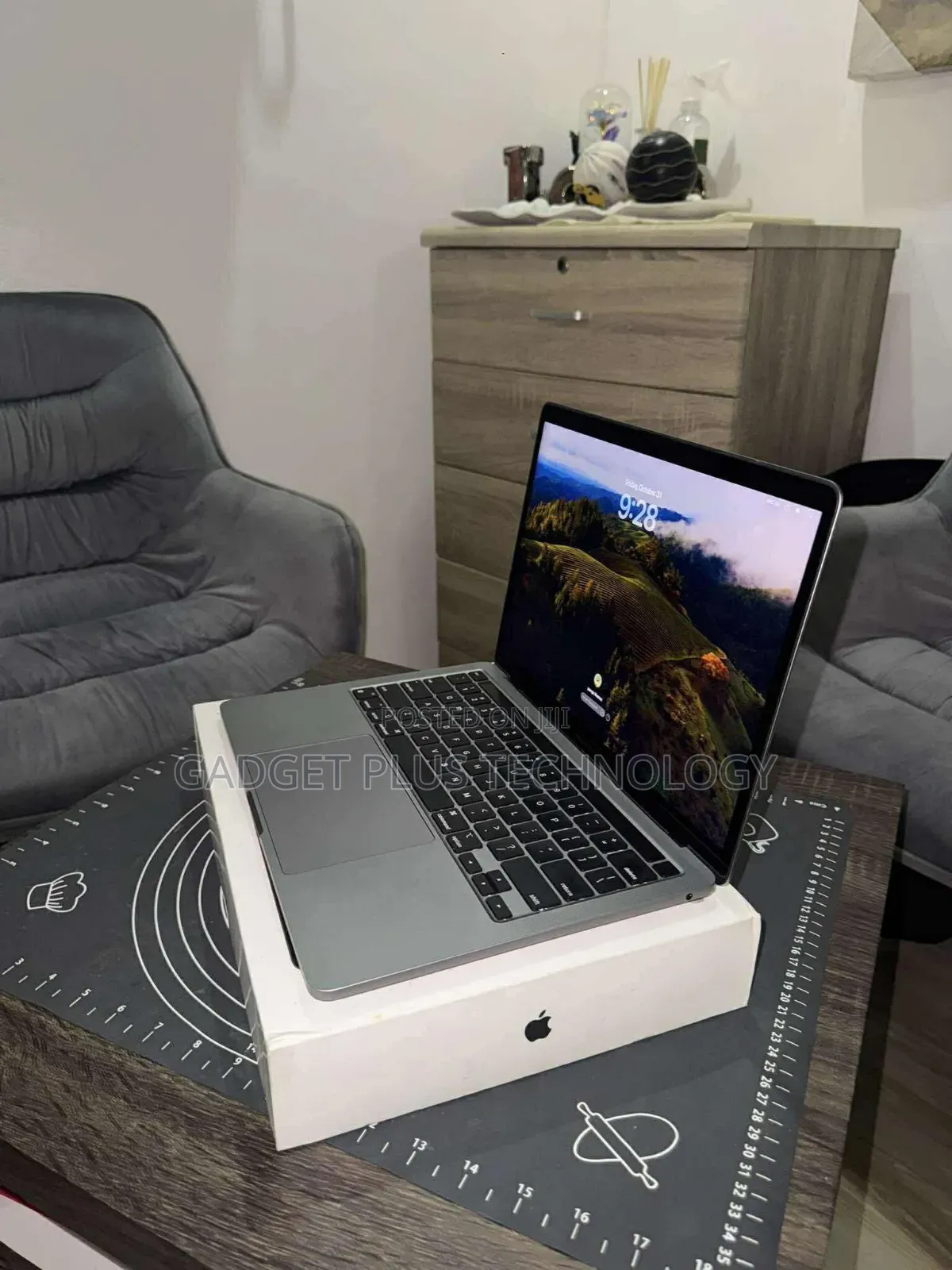 Laptop Apple MacBook Pro 2020 16GB Intel Core I7 SSD 1T