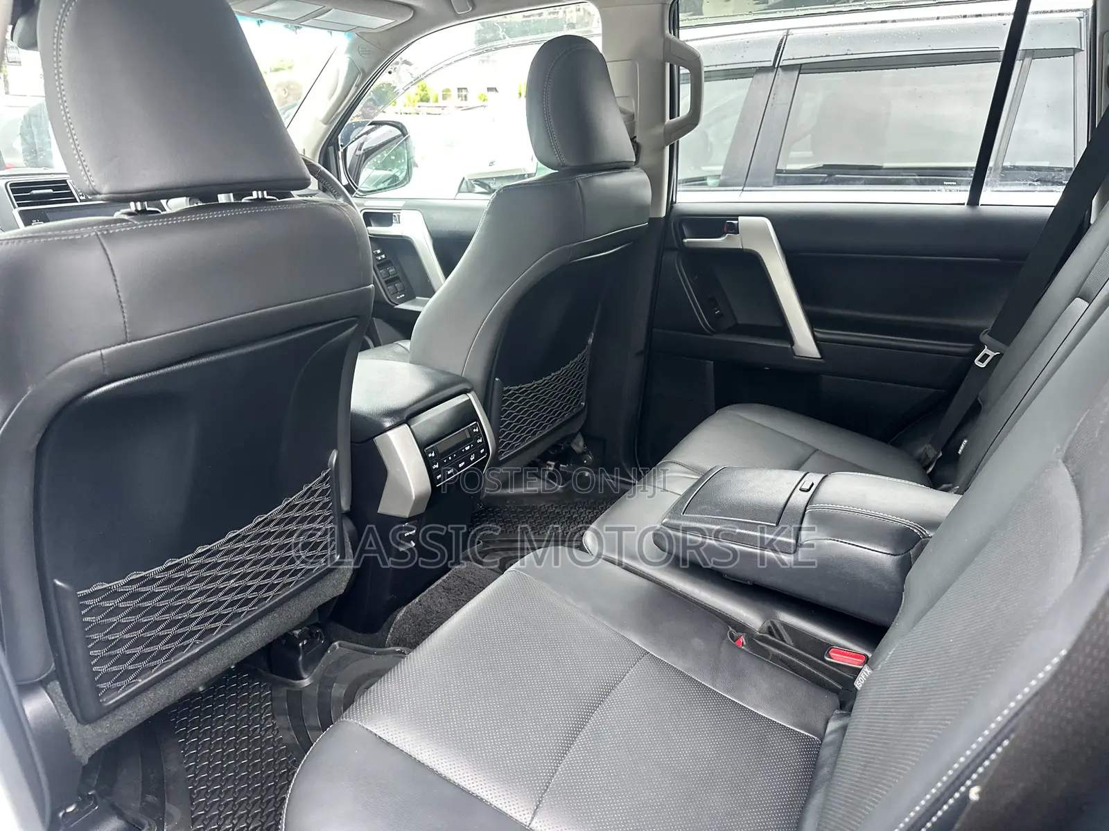 Toyota Land Cruiser Prado 2.8 2019 Gray