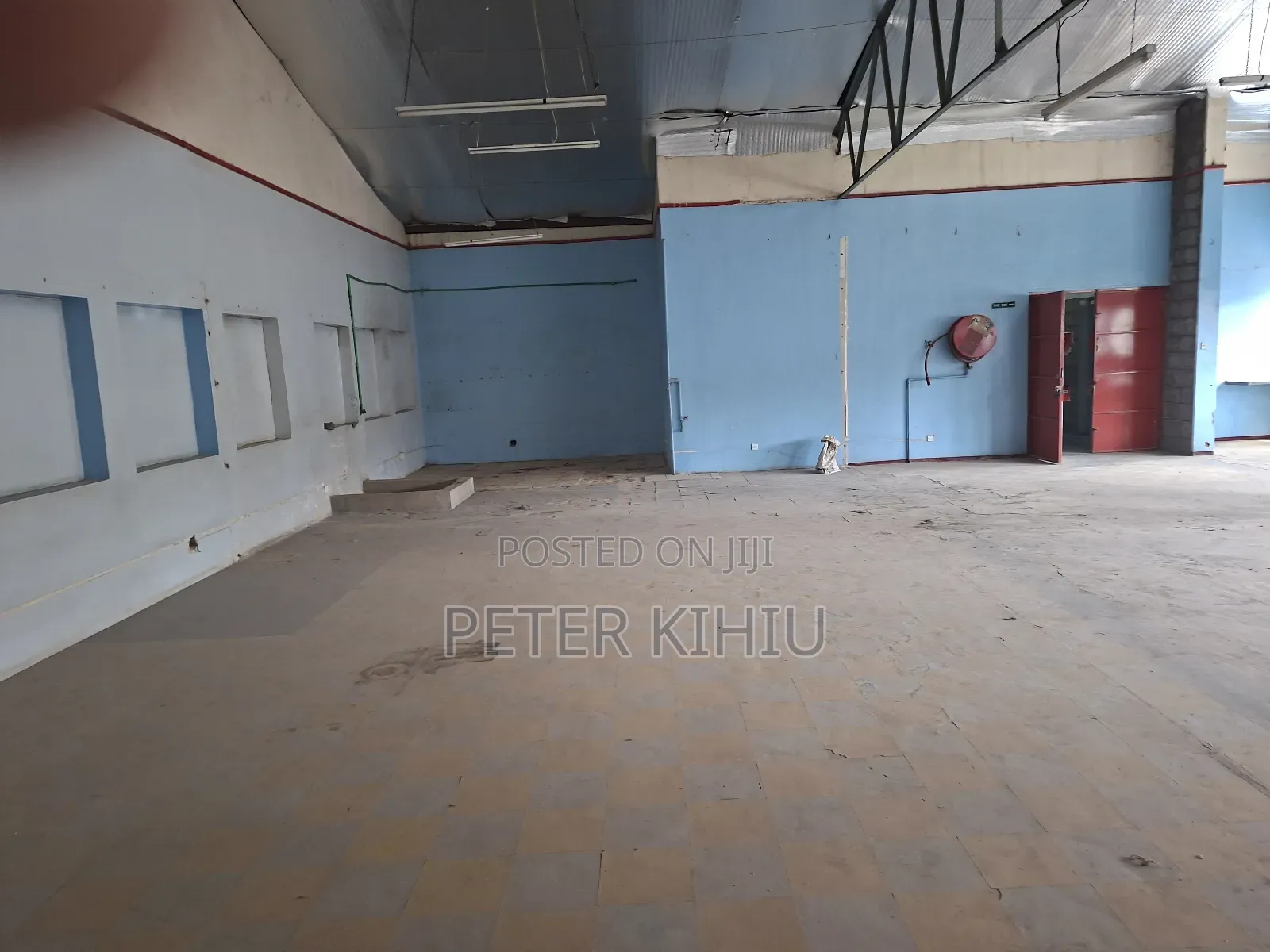 Godown to Let 3000sqft on 1st Floor at Rd A