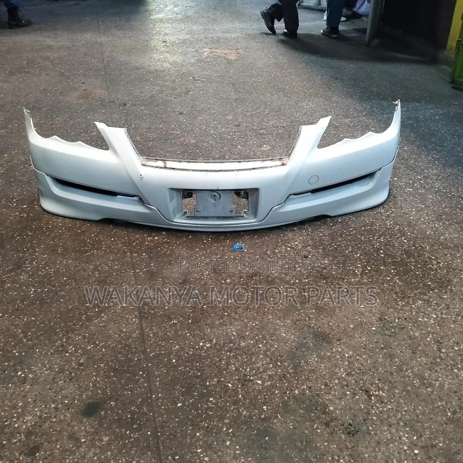 Toyota Mark X Grx120 Front Bumper Complete With Body Kit, Model 2005/8
