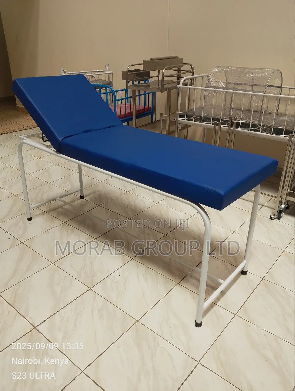 Examination Couch/Examination Bed