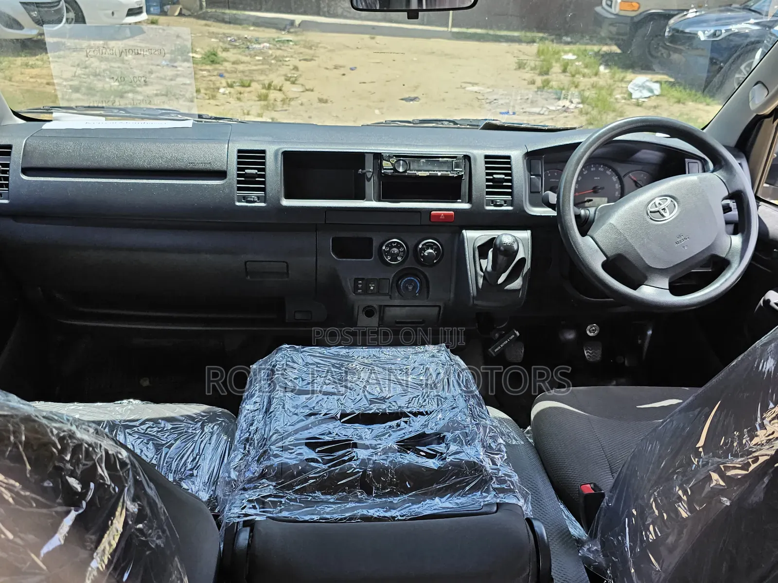 Toyota HiAce 2018 Grey
