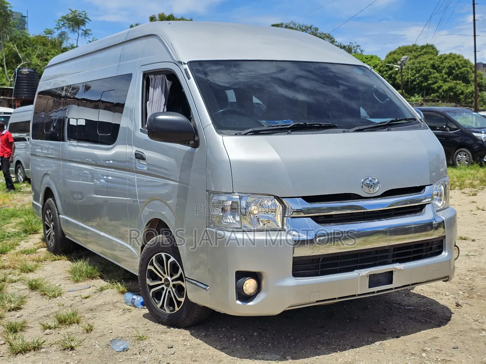 Toyota HiAce 2018 Grey
