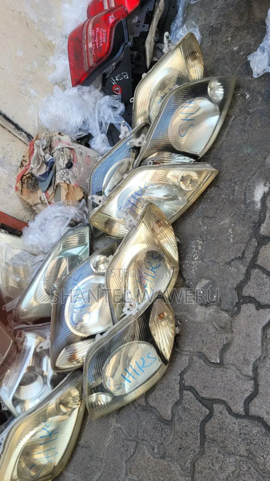 Toyota Nze 2000-2003 Headlights