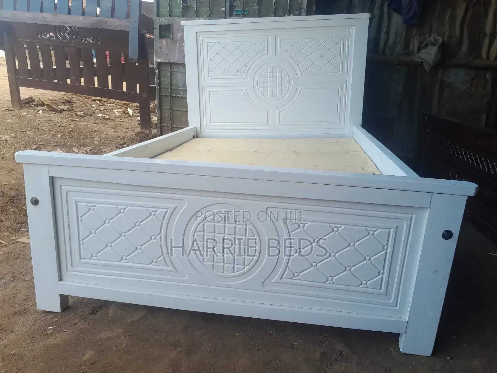 Modern New Style Bed