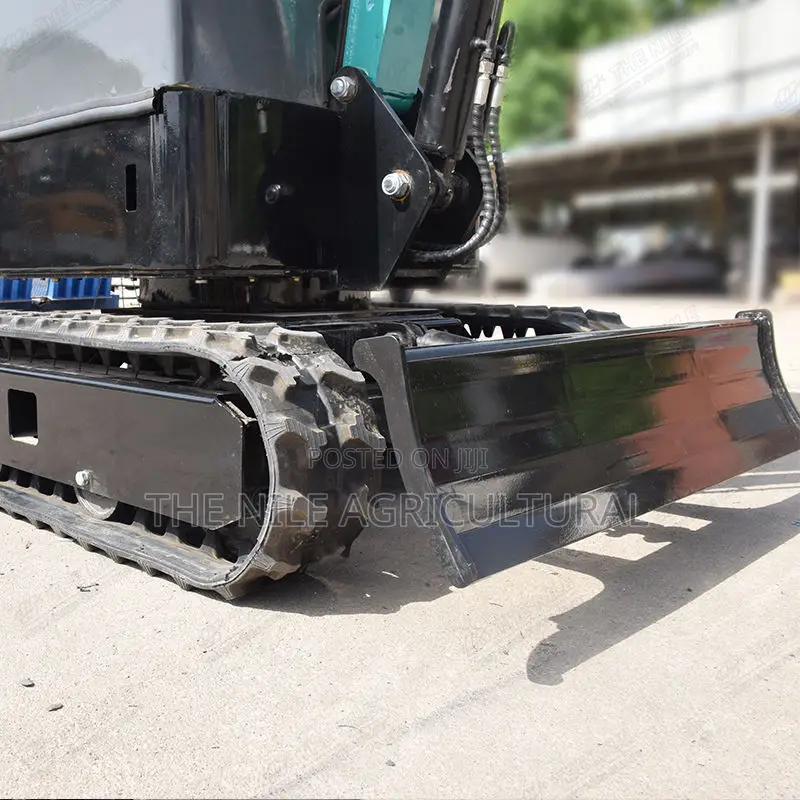 Multi-Functional Tracked Excavator With Accessories for Sale in Kenya.