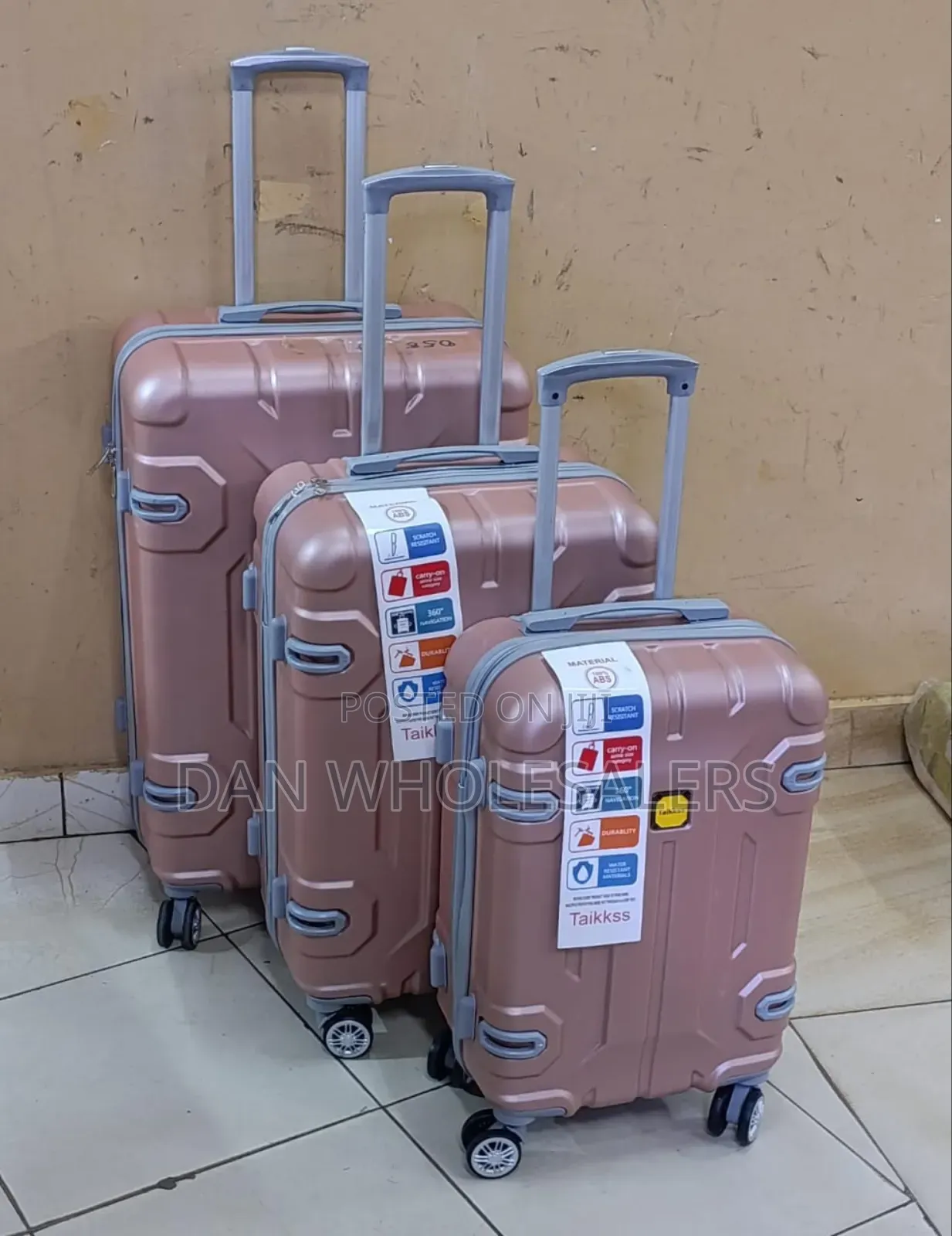 3 in 1 Luxurious Fibre Suitcase*