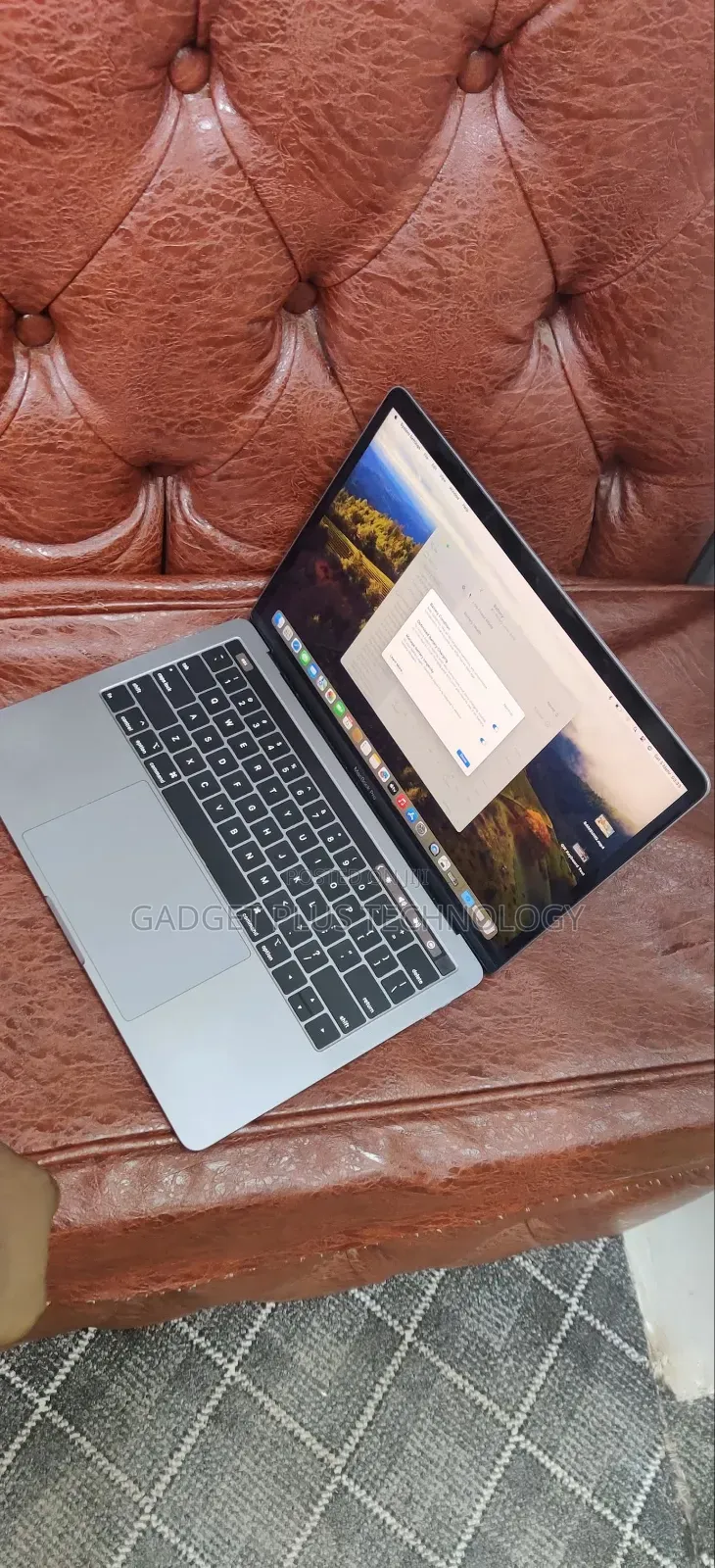 Laptop Apple MacBook Pro 2018 16GB Intel Core I7 SSD 1T