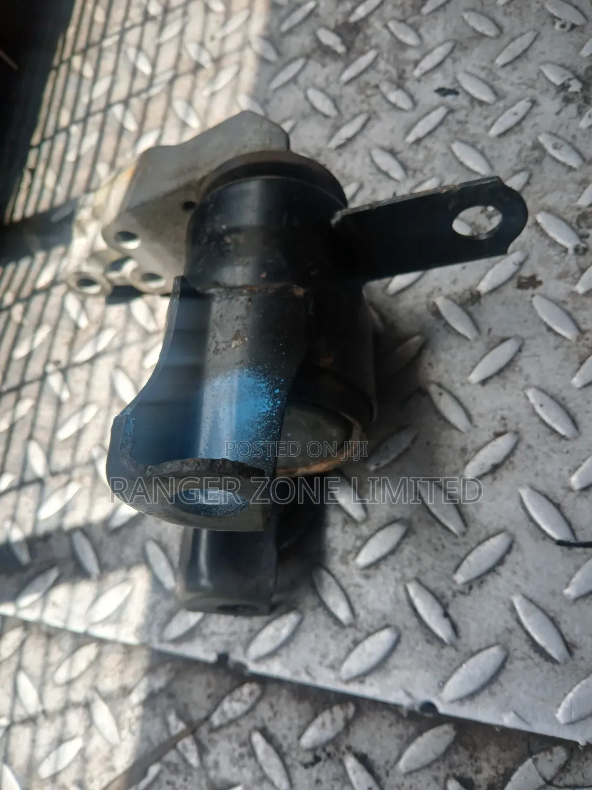 Engine Mounting Mazda Demio