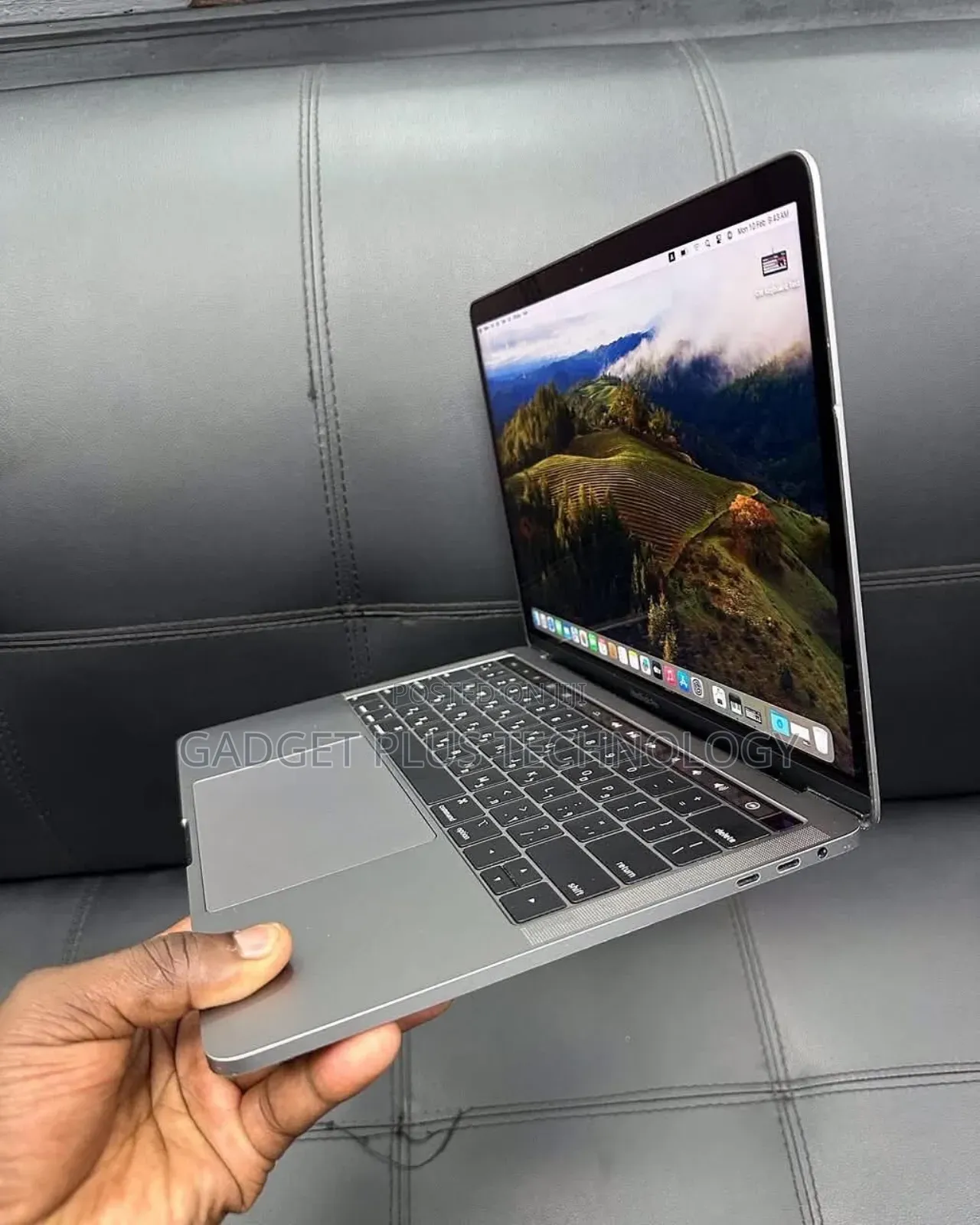 Laptop Apple MacBook Pro 2018 16GB Intel Core I7 SSD 256GB