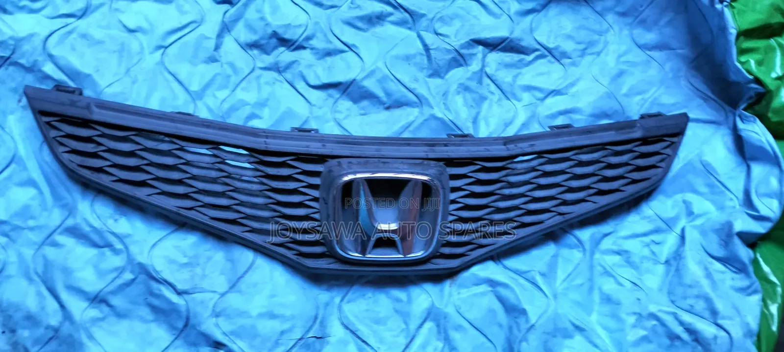 Honda Fit 2008 Grill
