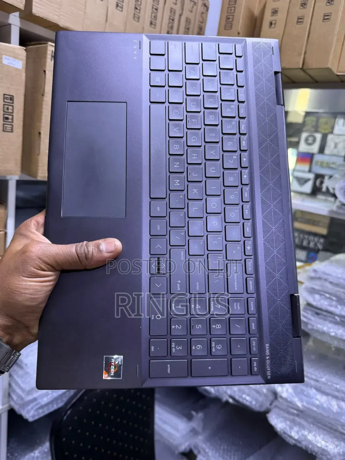 Laptop HP Envy X360 15t 16GB AMD Ryzen 5 SSD 512GB