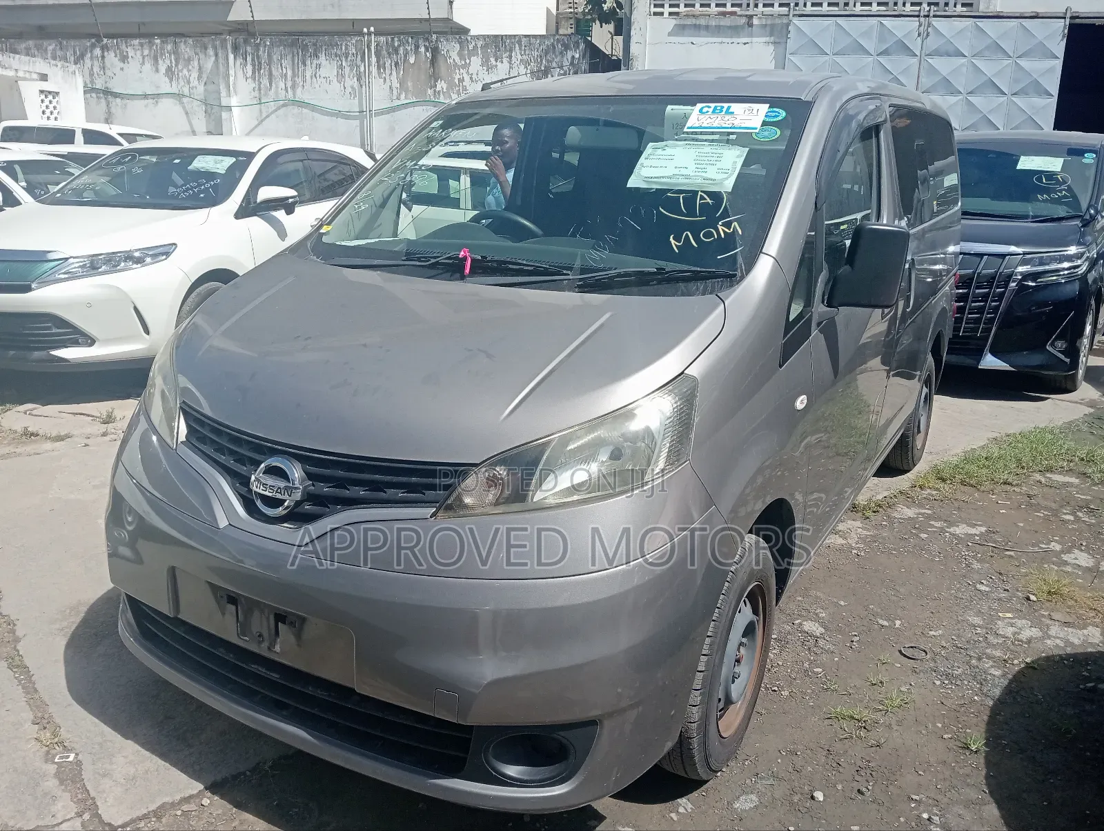 Nissan Caravan 2019 Gray