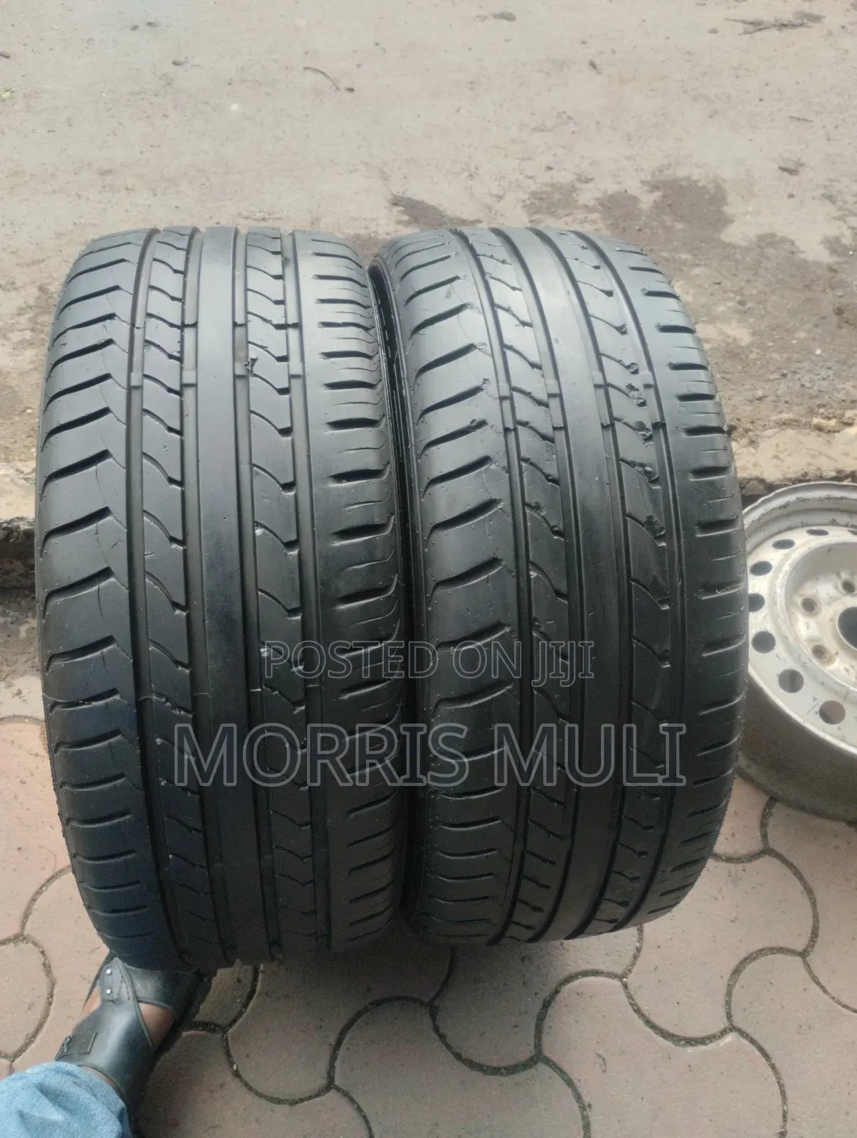 245/40r19 Maxtrek