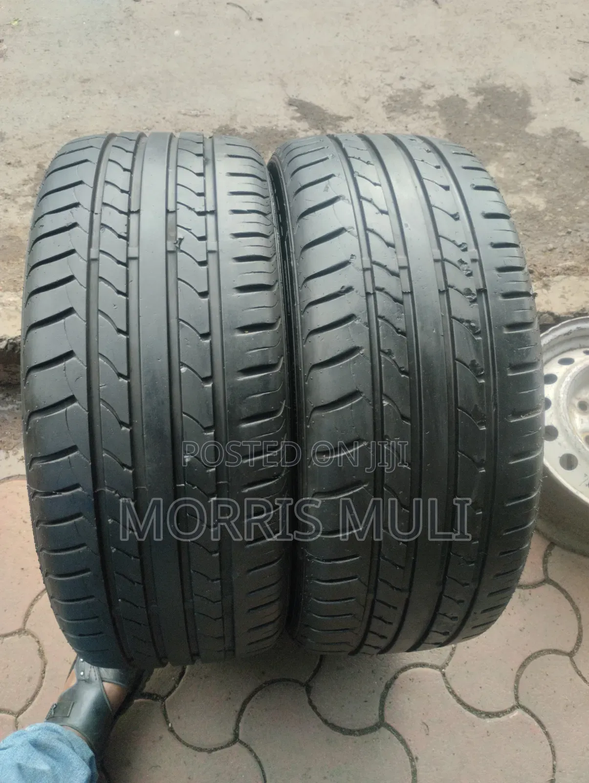245/40r19 Maxtrek