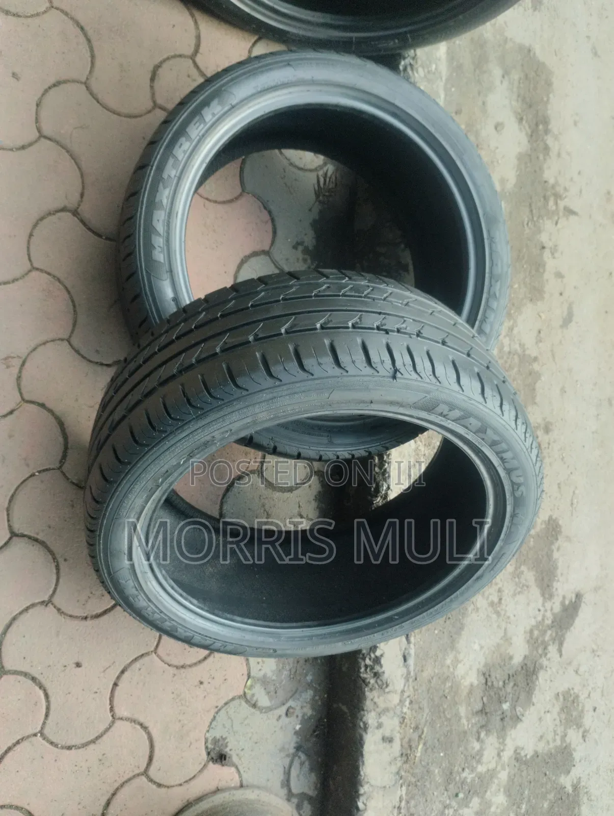 245/40r19 Maxtrek