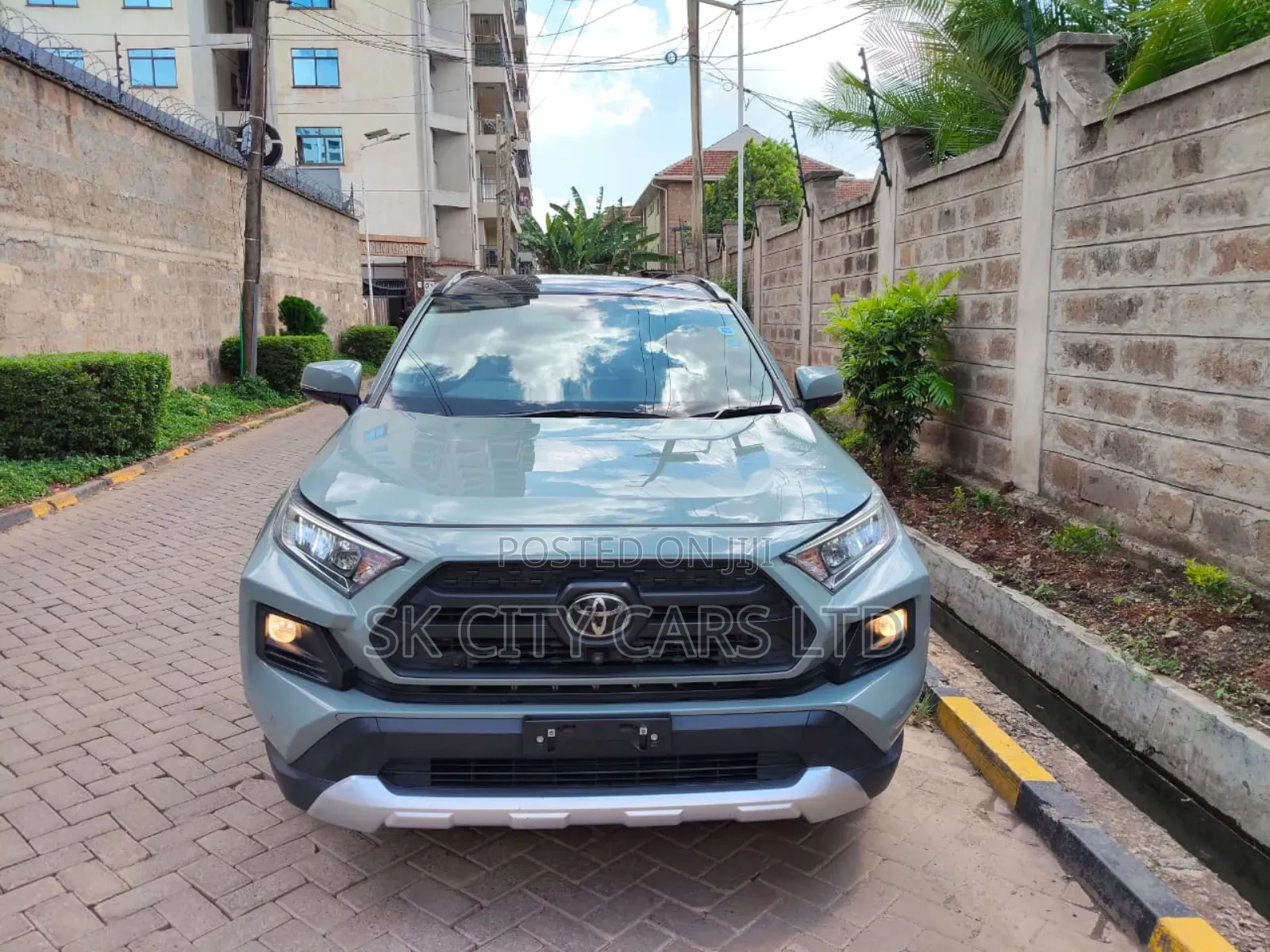Toyota RAV4 Adventure AWD 2020 Green