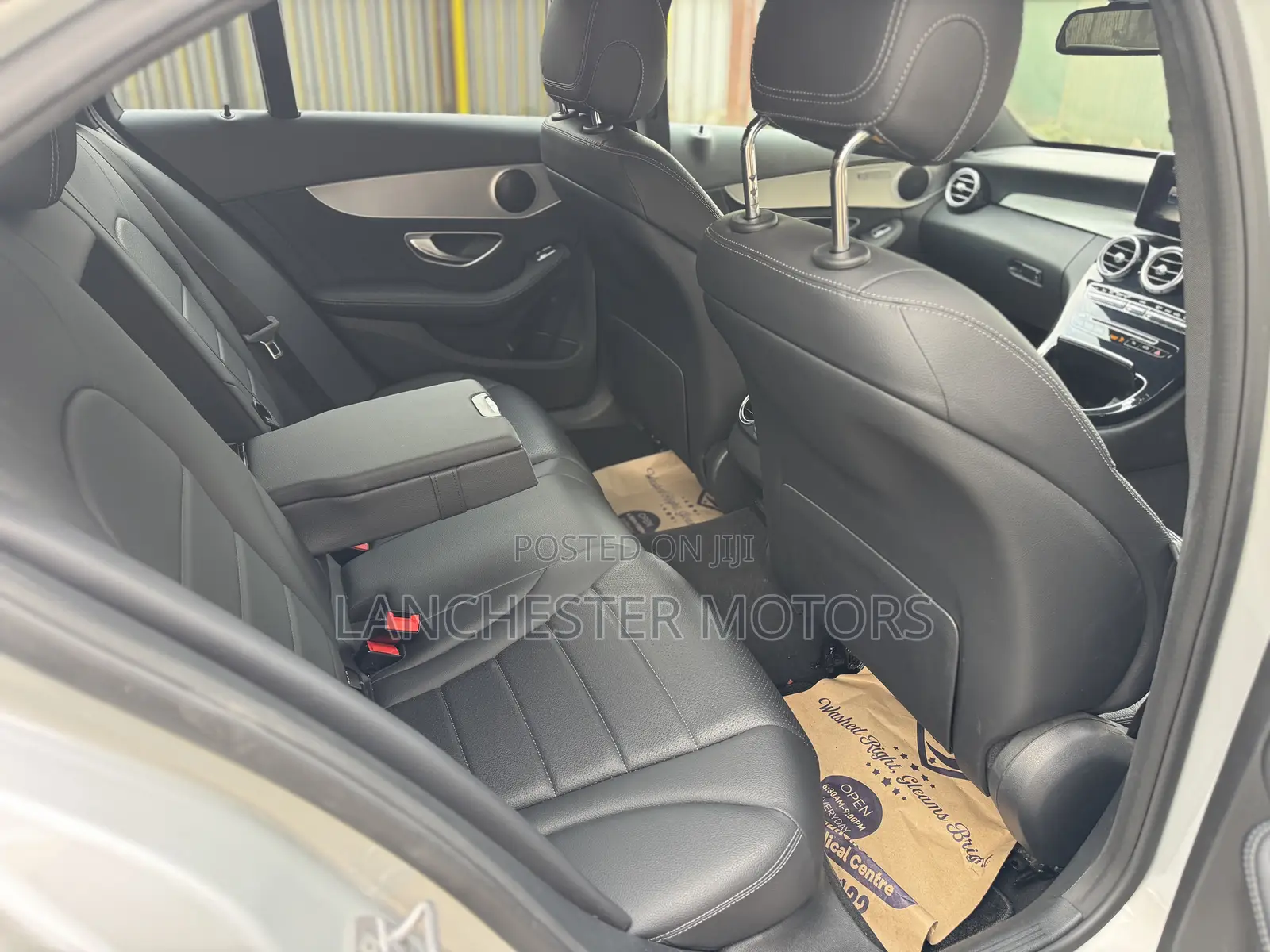 Mercedes-Benz C180 2018 Silver