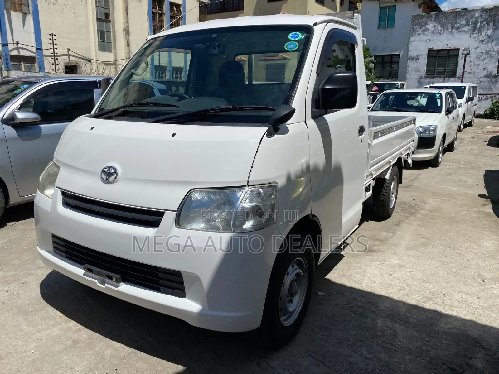 Toyota Lite-Ace 2018 White