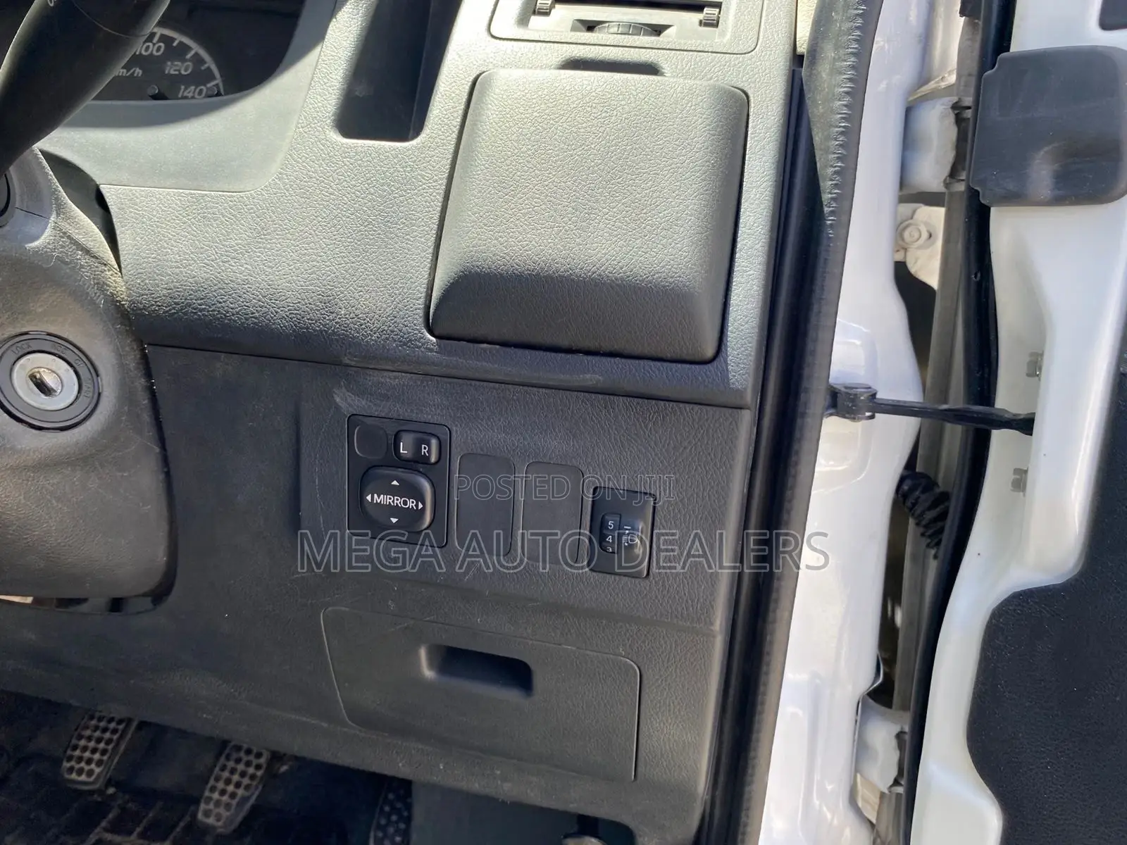 Toyota Lite-Ace 2018 White
