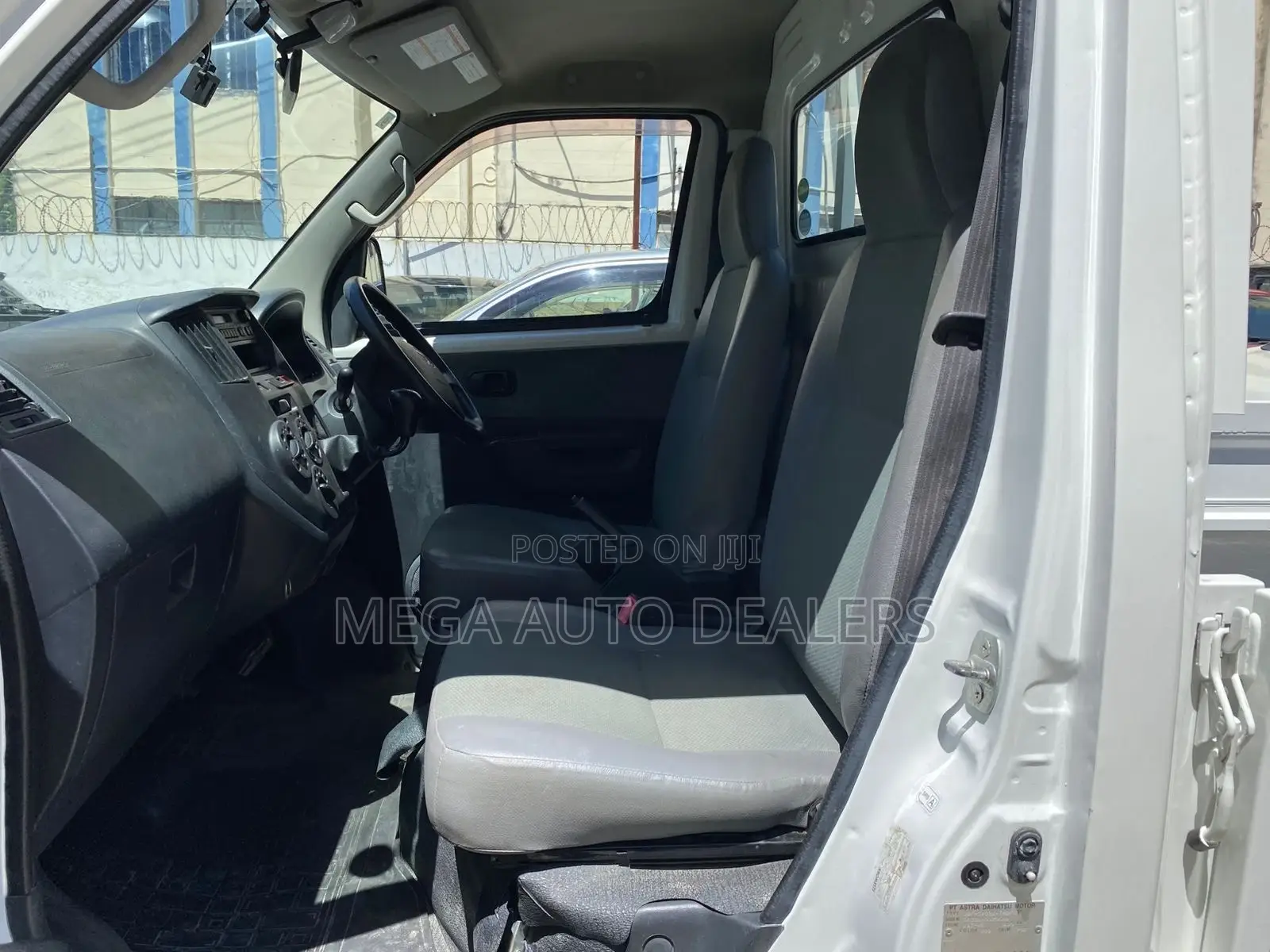 Toyota Lite-Ace 2018 White