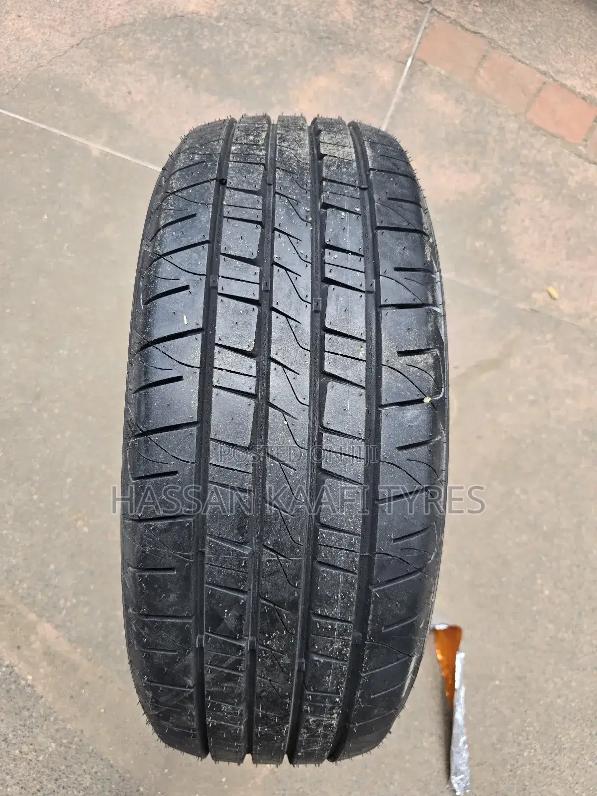 215/55r17 Ceat (Srilanka) Tyre
