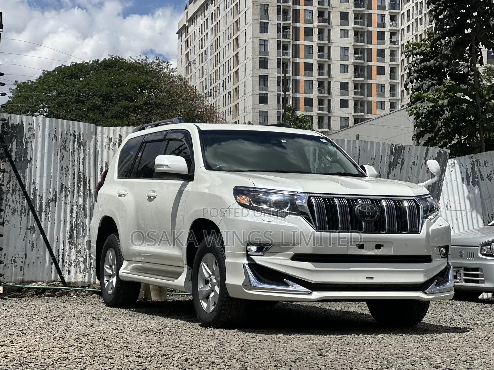 Toyota Land Cruiser Prado 2.7 2019 Pearl
