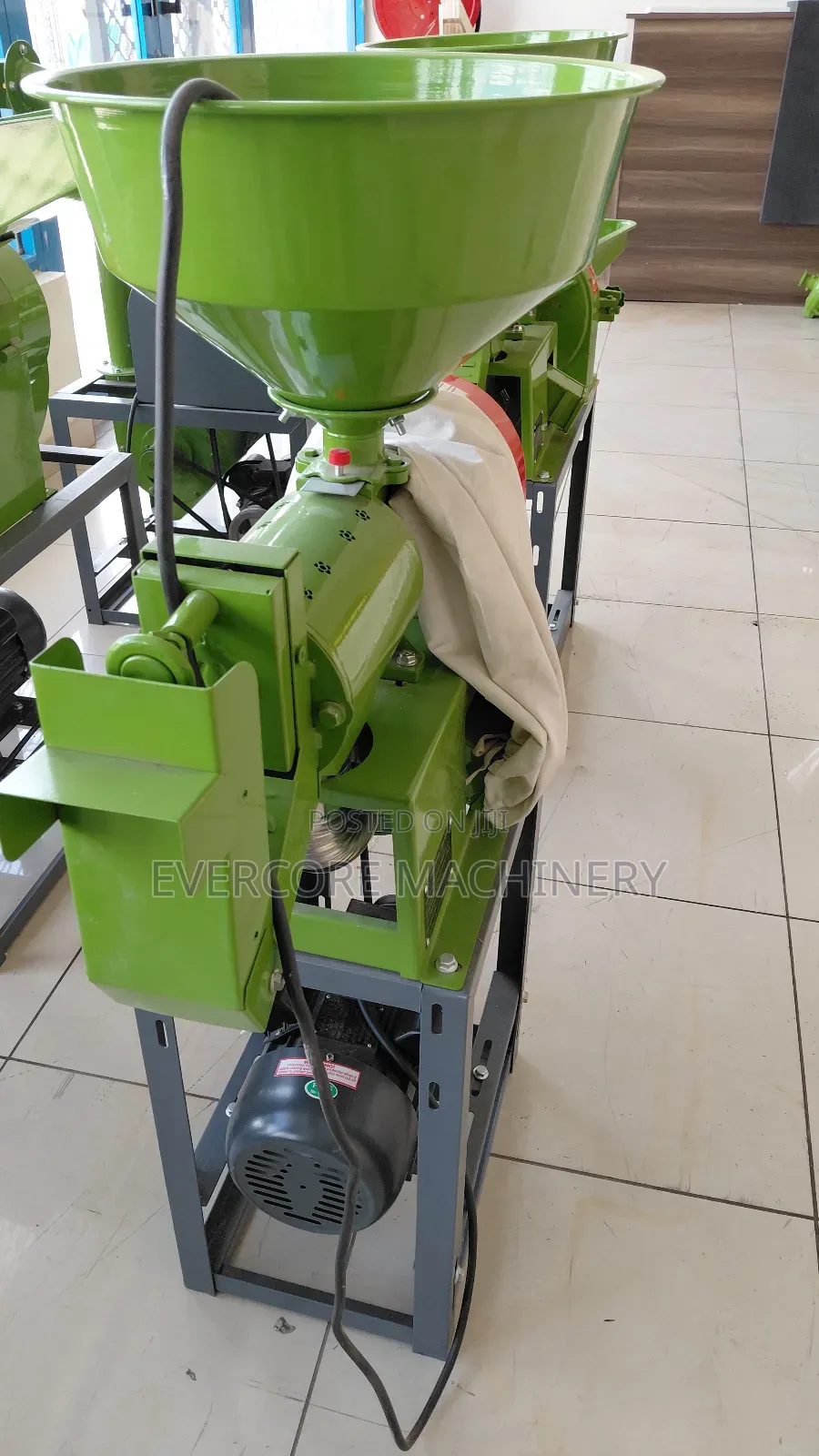 Rice Milling Machine Heavy Duty With High Productivity Rate.