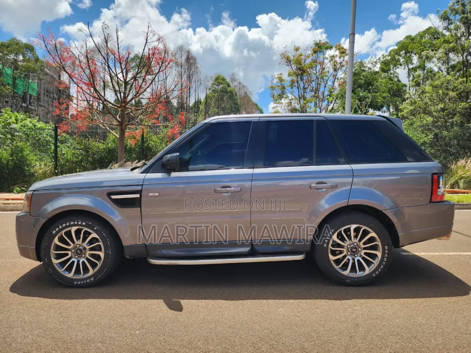 Land Rover Range Rover Sport 2011 Gray