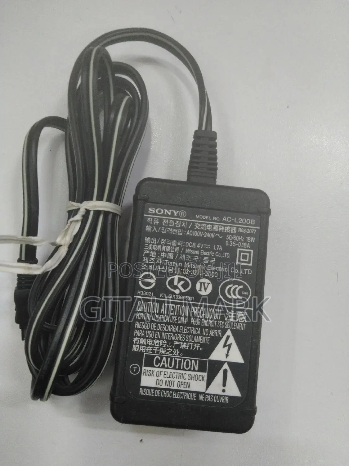 Sony Ac L-200 Adapter for Select Handy Cams