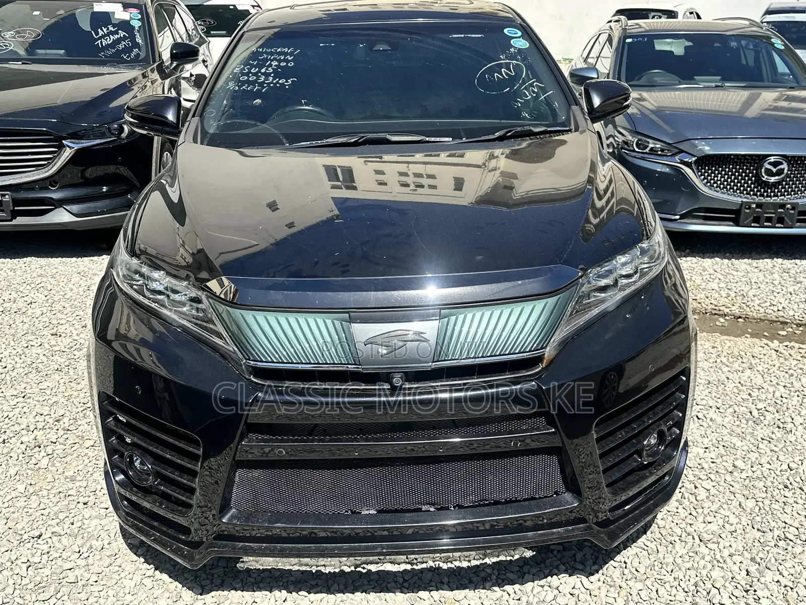 Toyota Harrier 2.0 Turbo 4WD 2018 Black