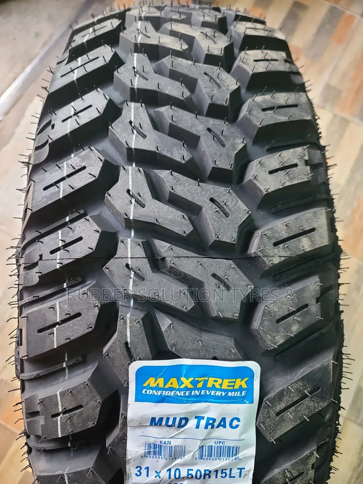 31x10.50r15 Maxtrek Tires L/T[Mud-truck]