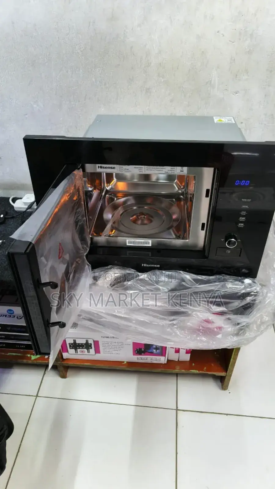 Hisense Inbuilt Microwave 20litres