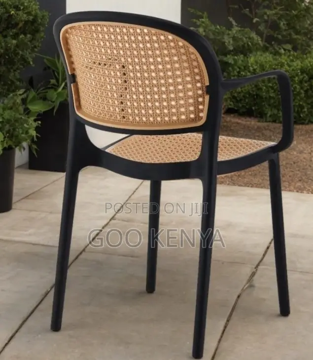 Home Chair; Restaurant Lightweight Plastic Banquet Chair for Dining