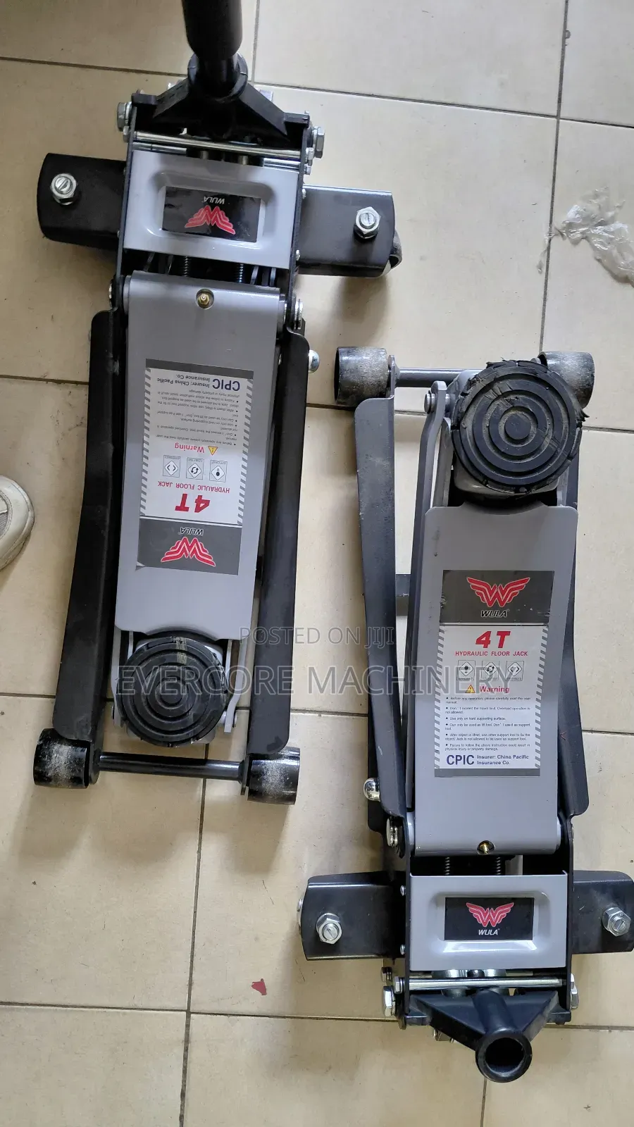 Heavy Duty 4tonne Trolley Jack Manual Operated.